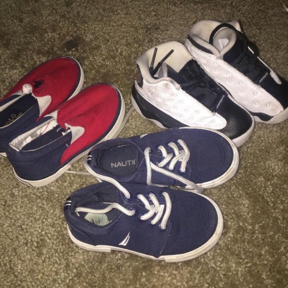 Multiple shoes